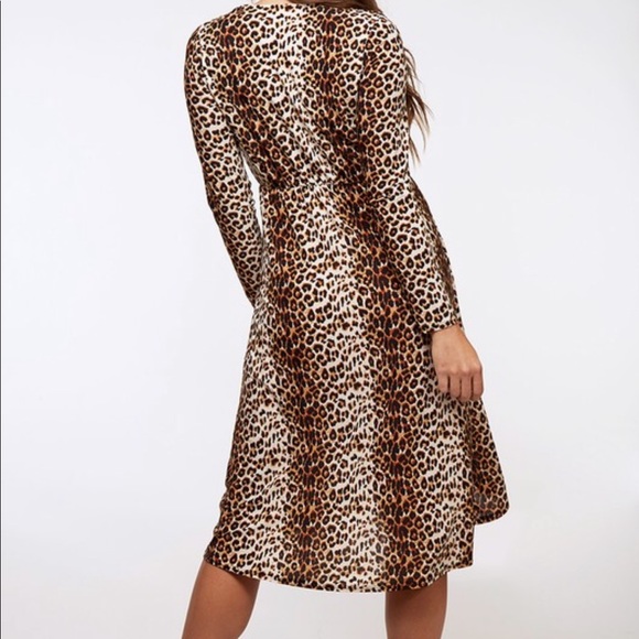 Leopard Midi Faux Wrap Dress Long Sleeves - Picture 6 of 7